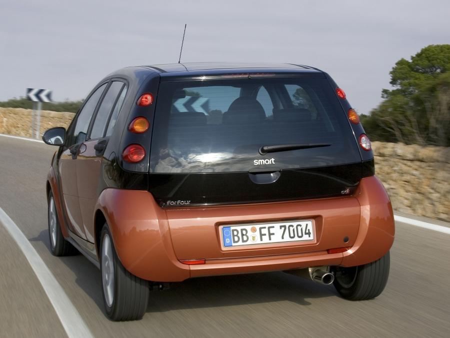  Smart ForFour 2004 года  (фото 9 из 14)